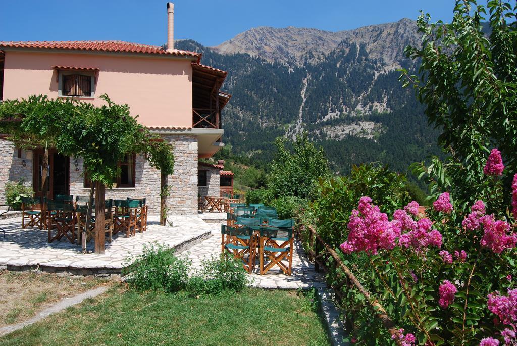 Dryades Guesthouse Ано Хора Екстериор снимка